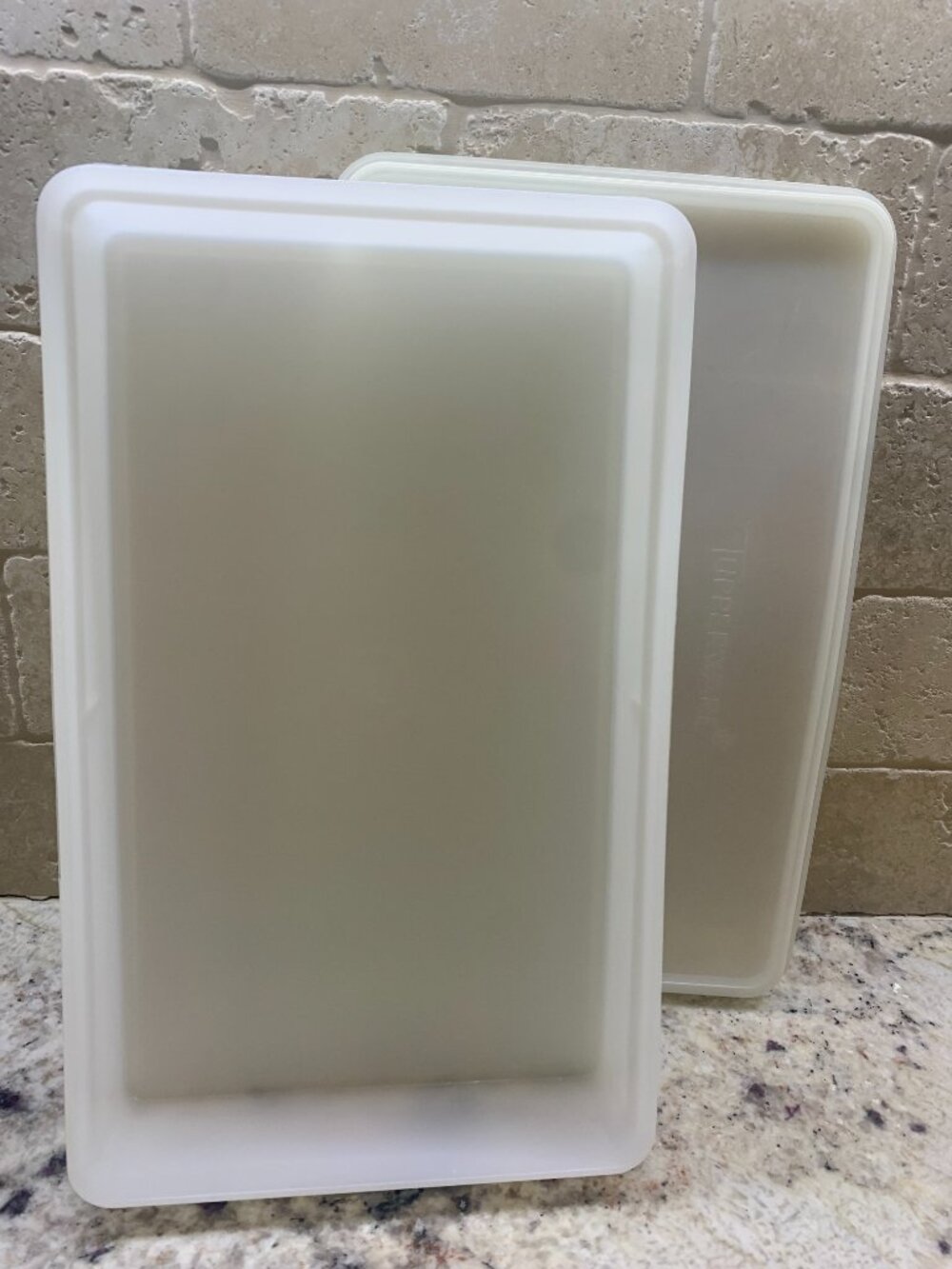 Vintage TUPPERWARE 794-7 Deli Meat Keeper 7" x 11"